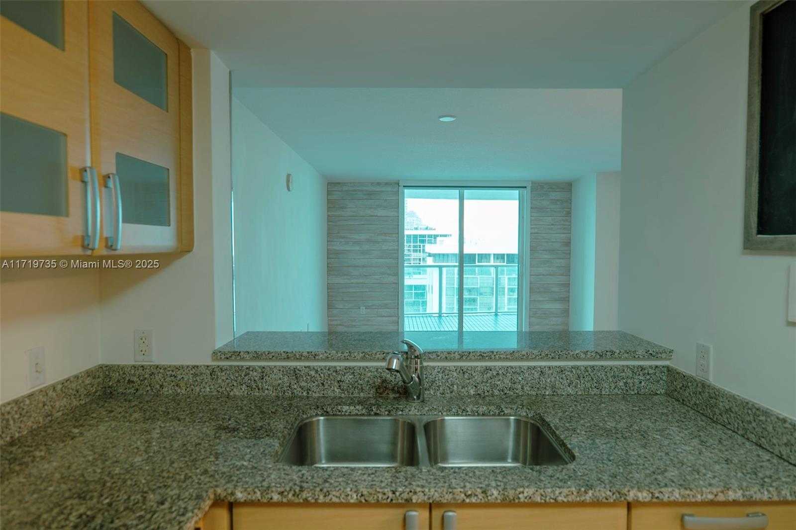 Small Image of 2101 BRICKELL AVE #2103, Miami Number 11