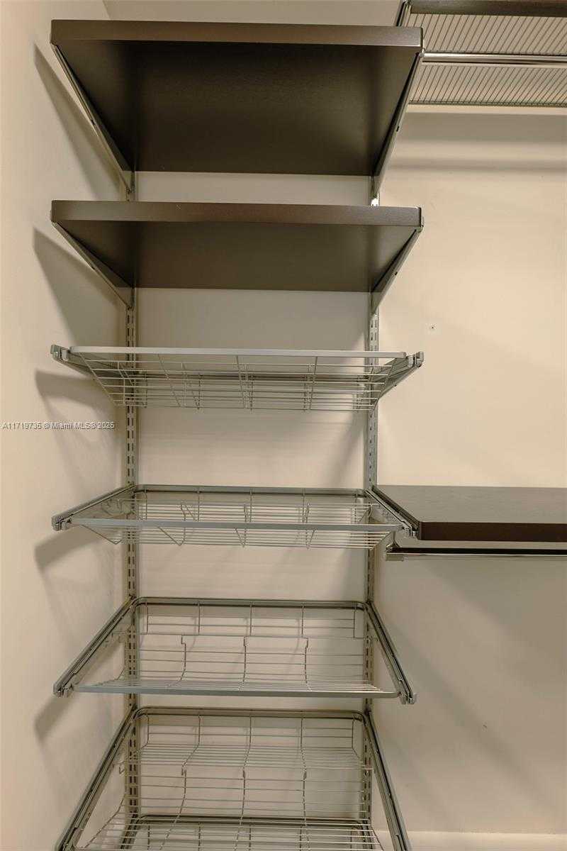 Small Image of 2101 BRICKELL AVE #2103, Miami Number 18