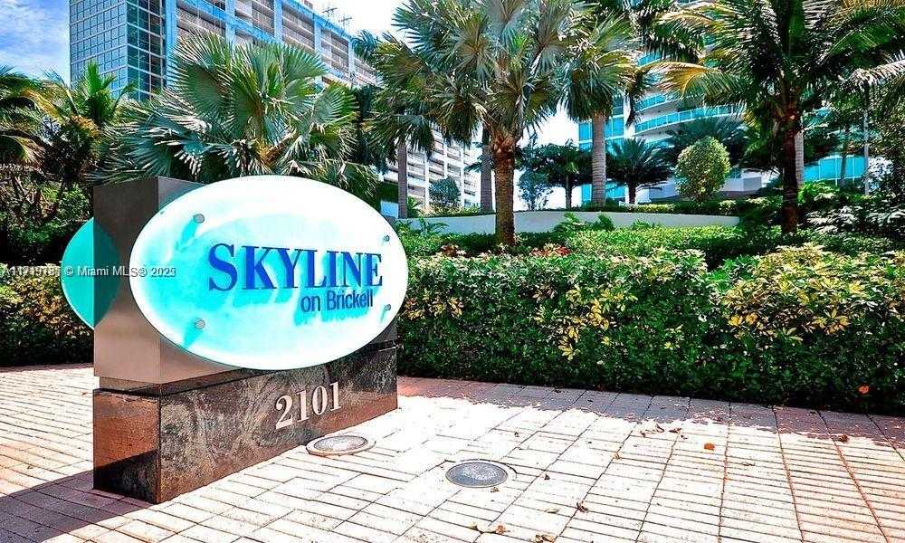 Small Image of 2101 BRICKELL AVE #2103, Miami Number 2