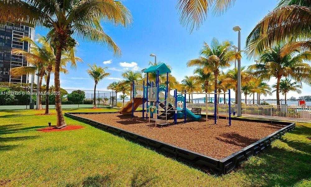 Small Image of 2101 BRICKELL AVE #2103, Miami Number 30