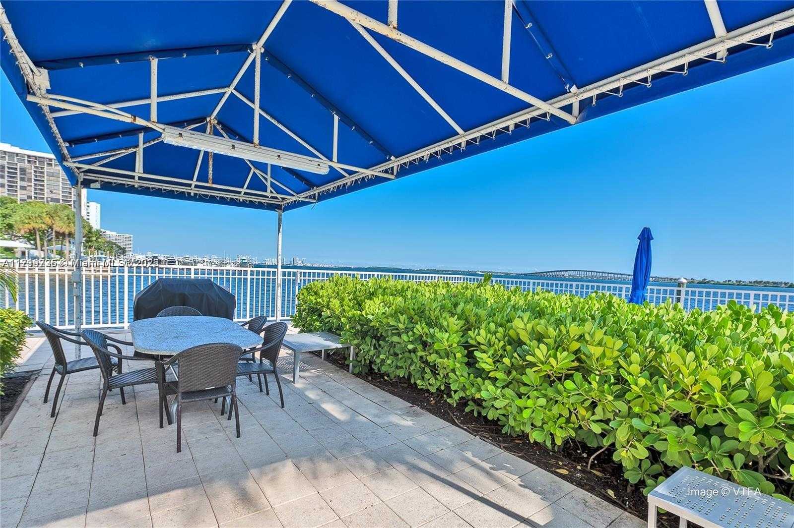 Small Image of 2101 BRICKELL AVE #2103, Miami Number 34