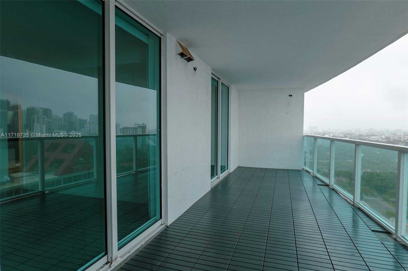 Small Image of 2101 BRICKELL AVE #2103, Miami Number 5