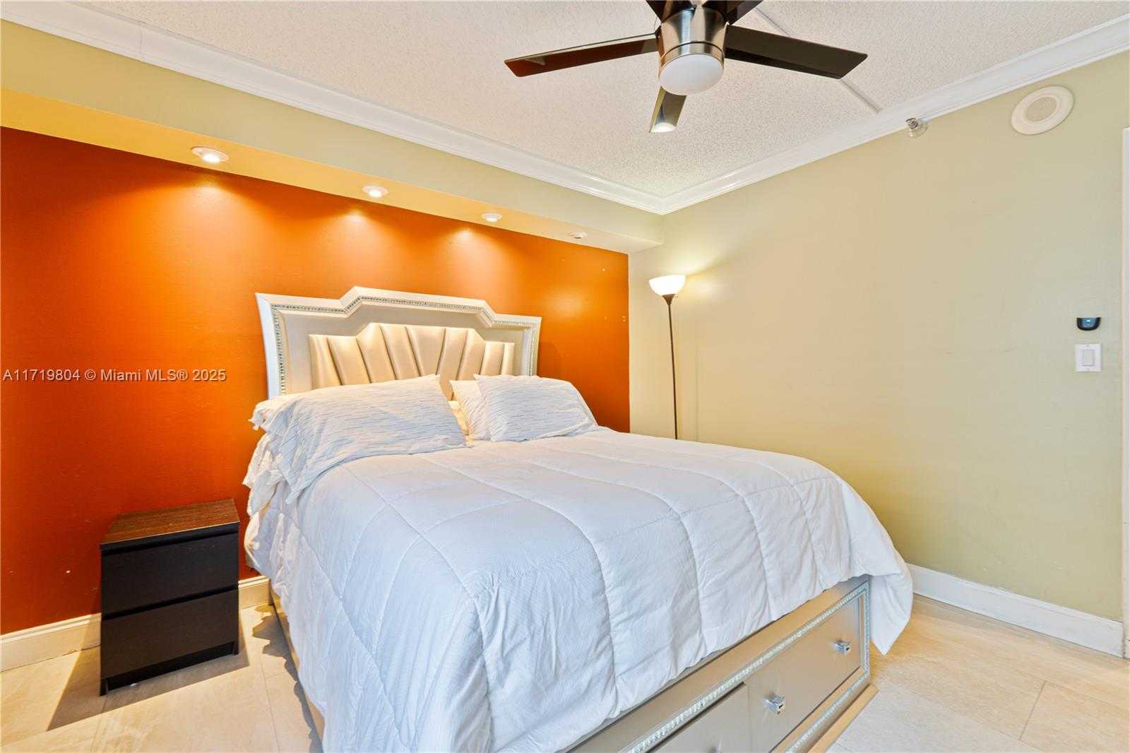 Small Image of 19101 NORTH EAST 36TH CT #2007, Aventura Number 12