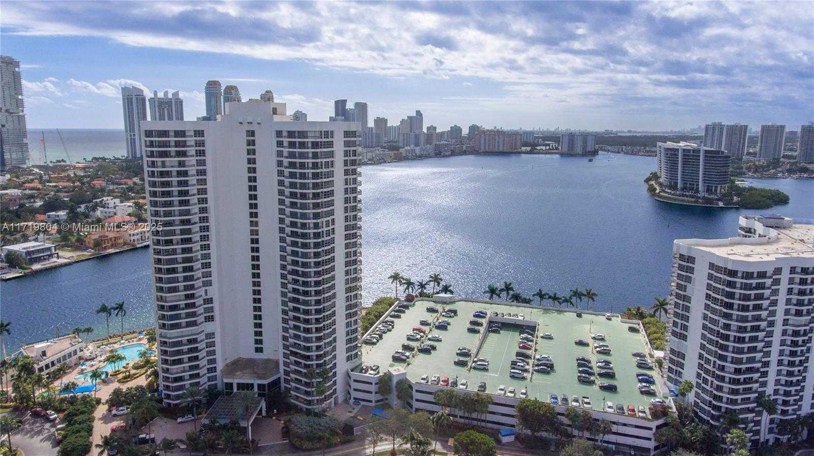 Small Image of 19101 NORTH EAST 36TH CT #2007, Aventura Number 29