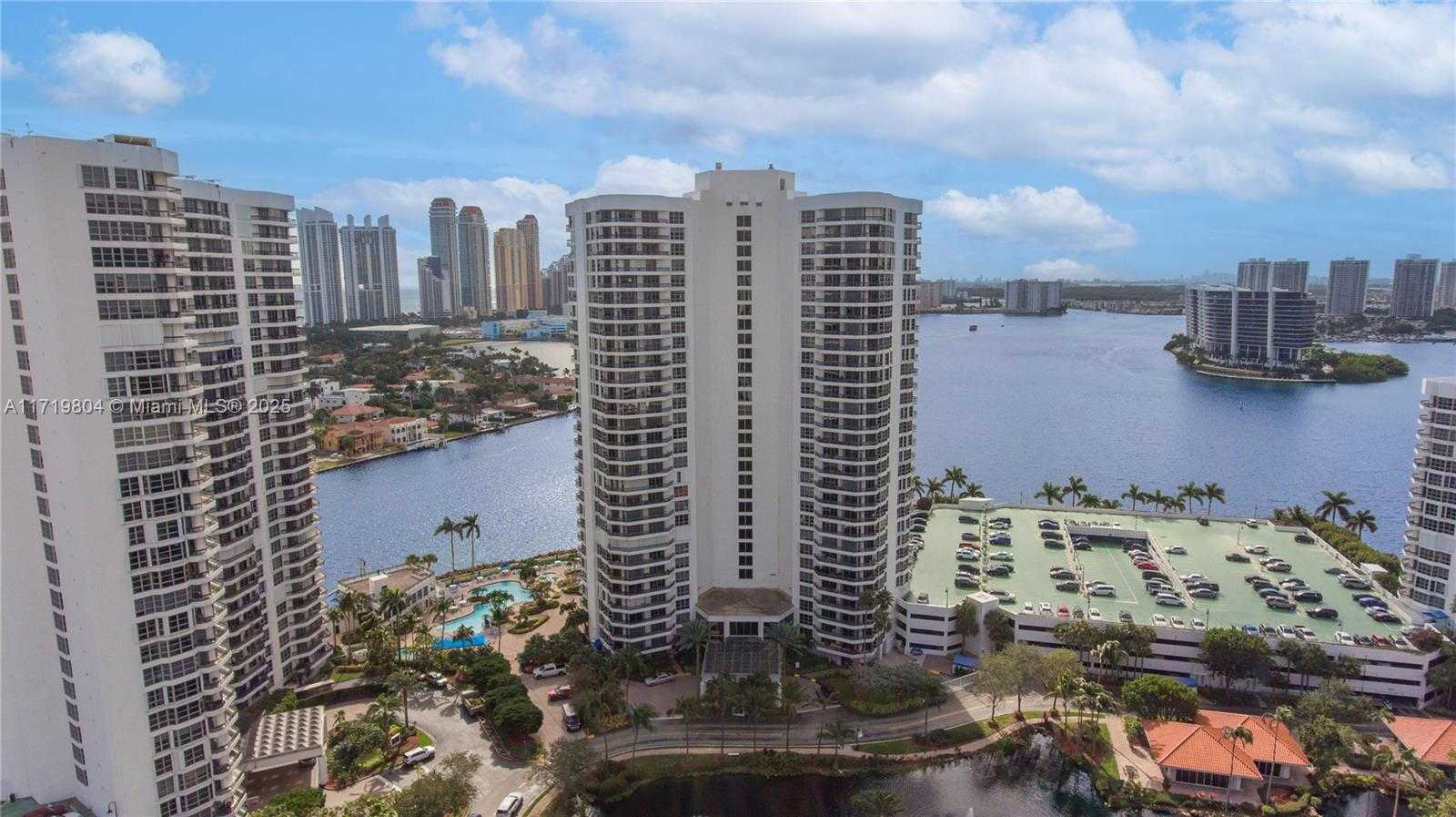 Small Image of 19101 NORTH EAST 36TH CT #2007, Aventura Number 34