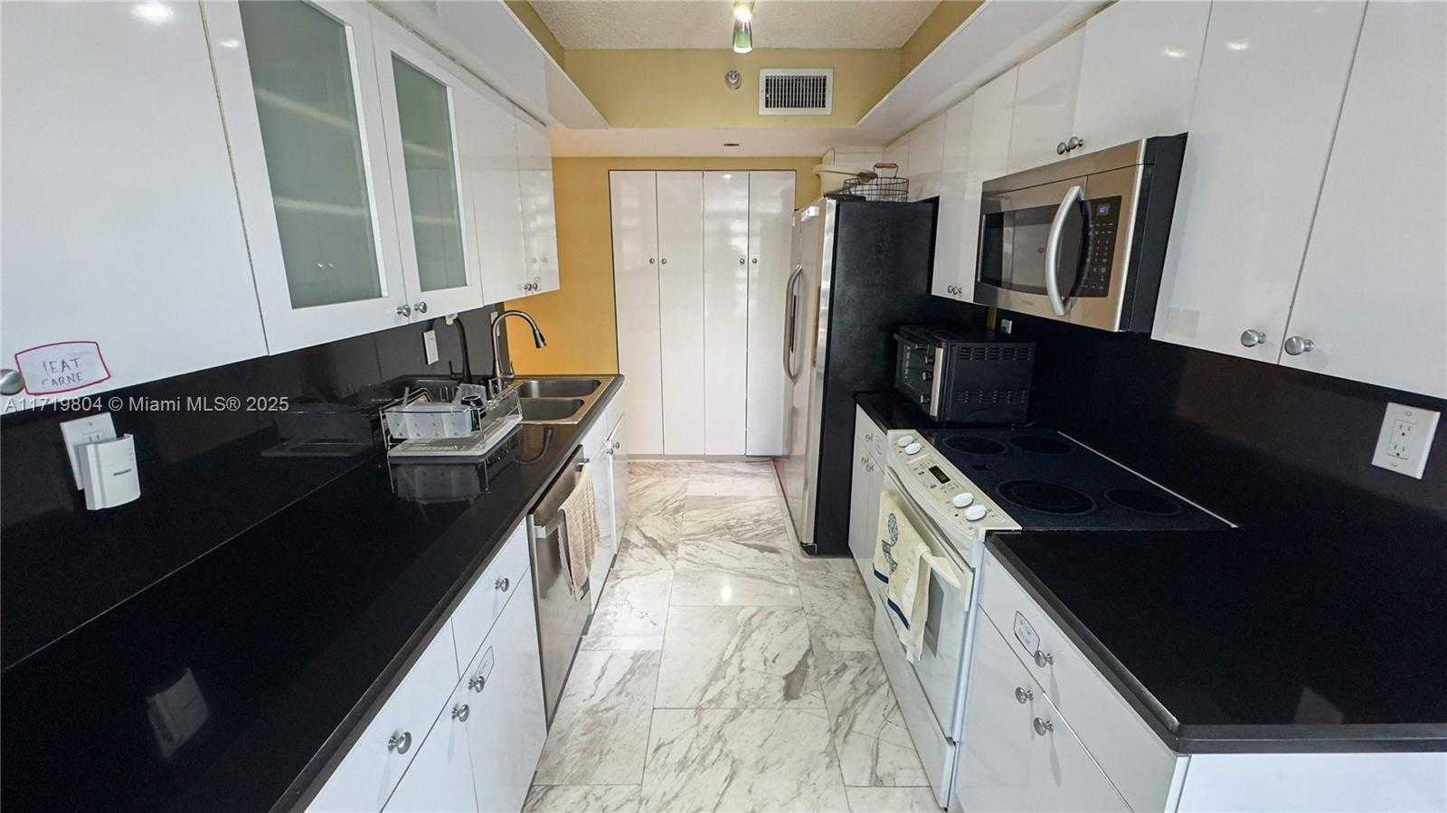 Small Image of 19101 NORTH EAST 36TH CT #2007, Aventura Number 8