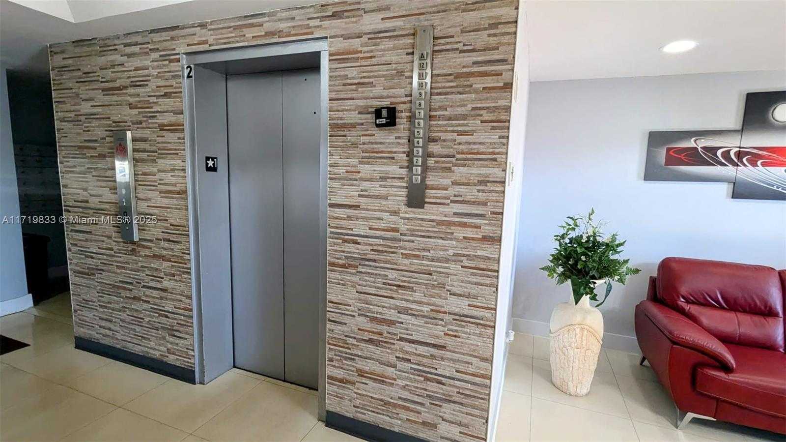 Small Image of 1825 WEST 44TH PL #208, Hialeah Number 7