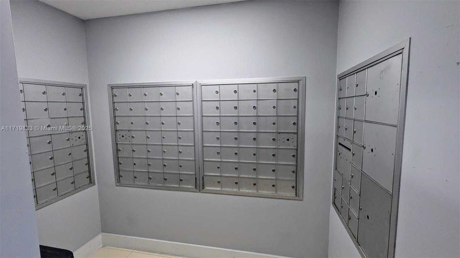 Small Image of 1825 WEST 44TH PL #208, Hialeah Number 8
