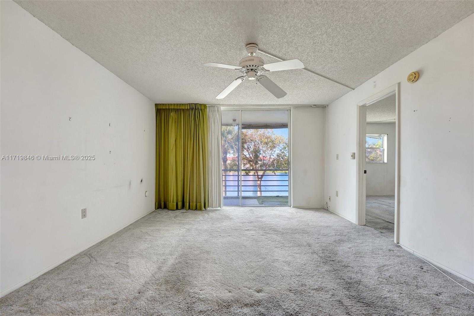 Small Image of 2931 EAST SUNRISE LAKES DR #202, Sunrise Number 10
