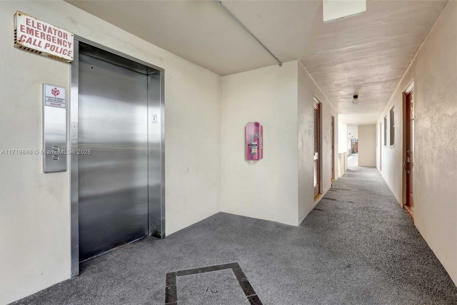 Small Image of 2931 EAST SUNRISE LAKES DR #202, Sunrise Number 20
