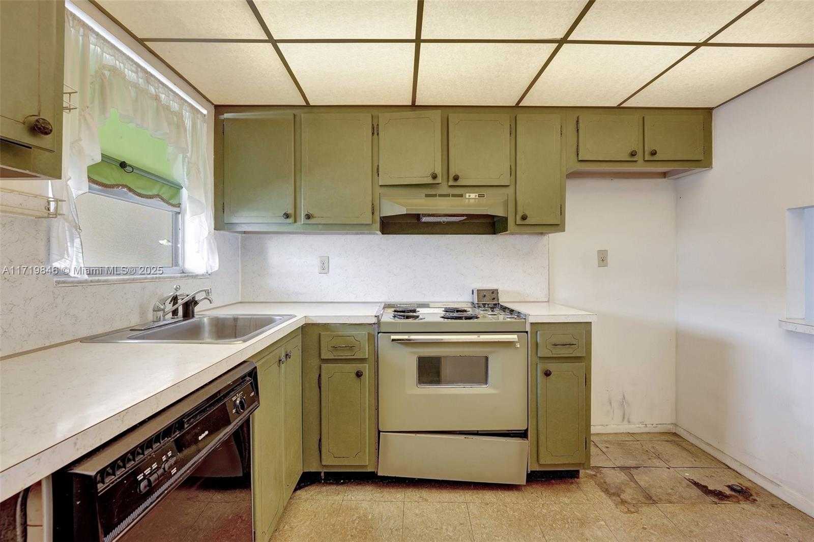 Small Image of 2931 EAST SUNRISE LAKES DR #202, Sunrise Number 4