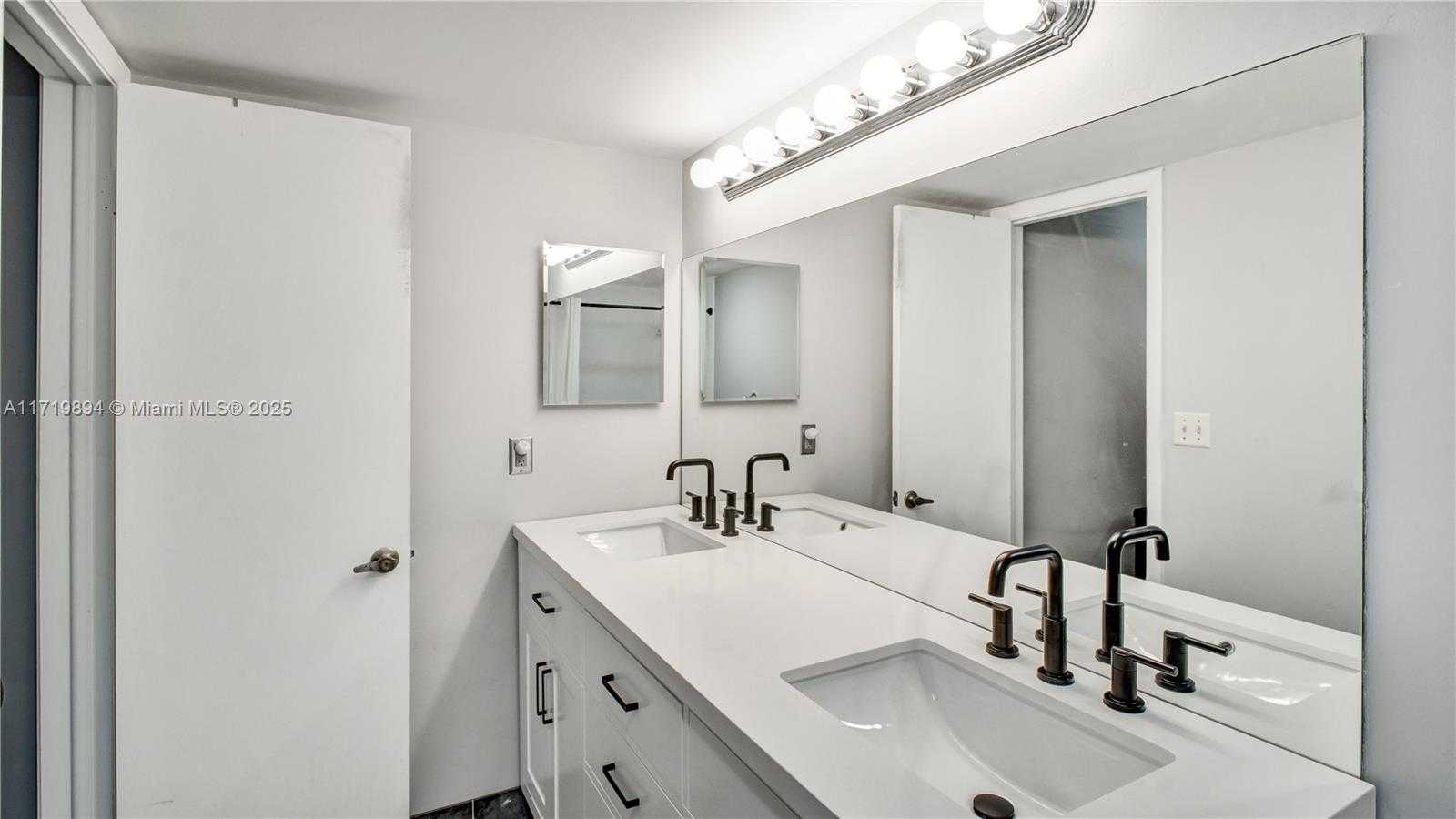Small Image of 2059 CORAL RIDGE DR #N106, Coral Springs Number 16