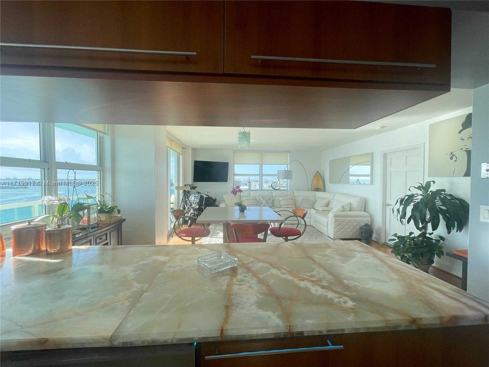 Small Image of 650 WEST AVE #1811, Miami Beach Number 16