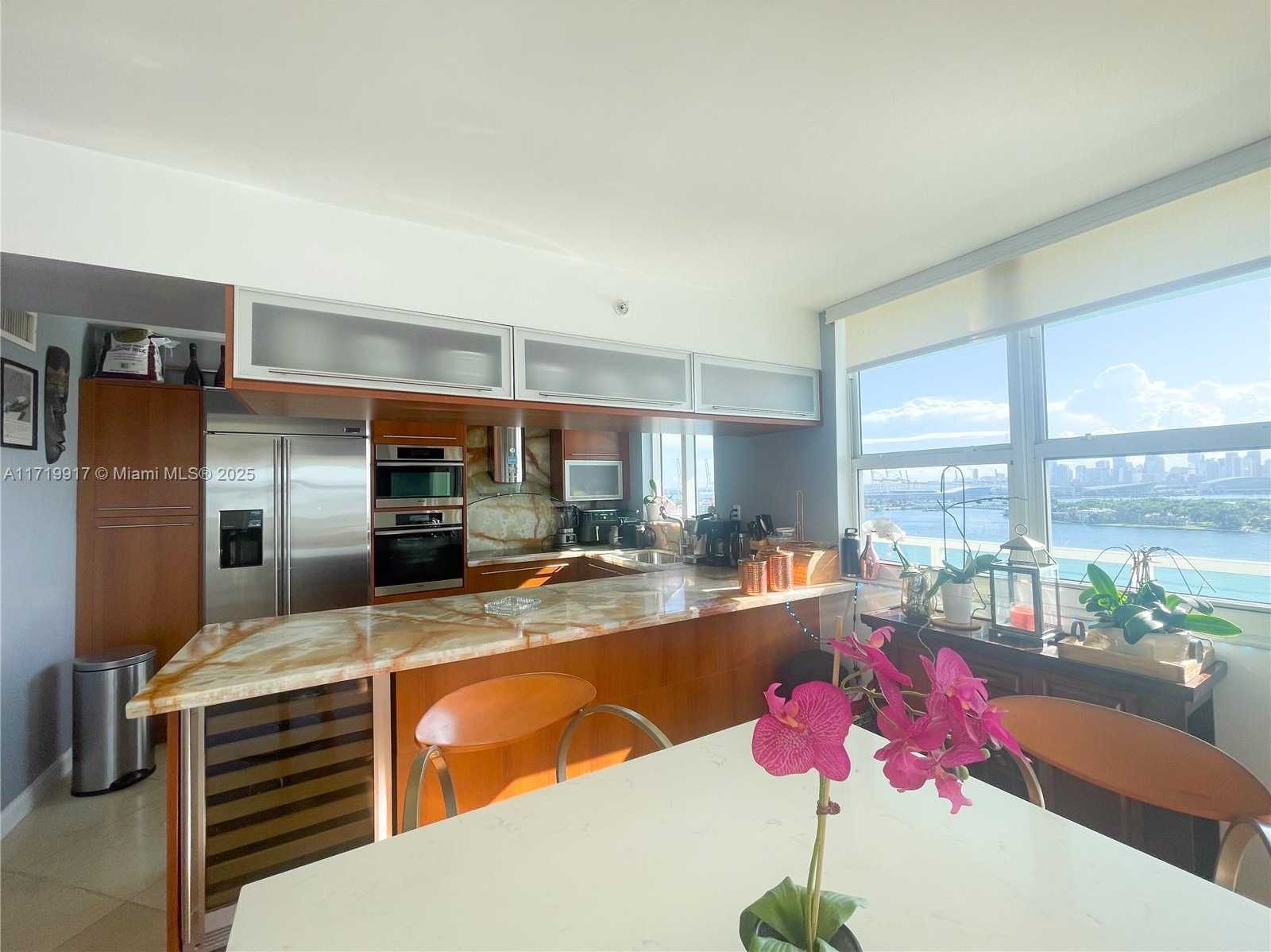 Small Image of 650 WEST AVE #1811, Miami Beach Number 17