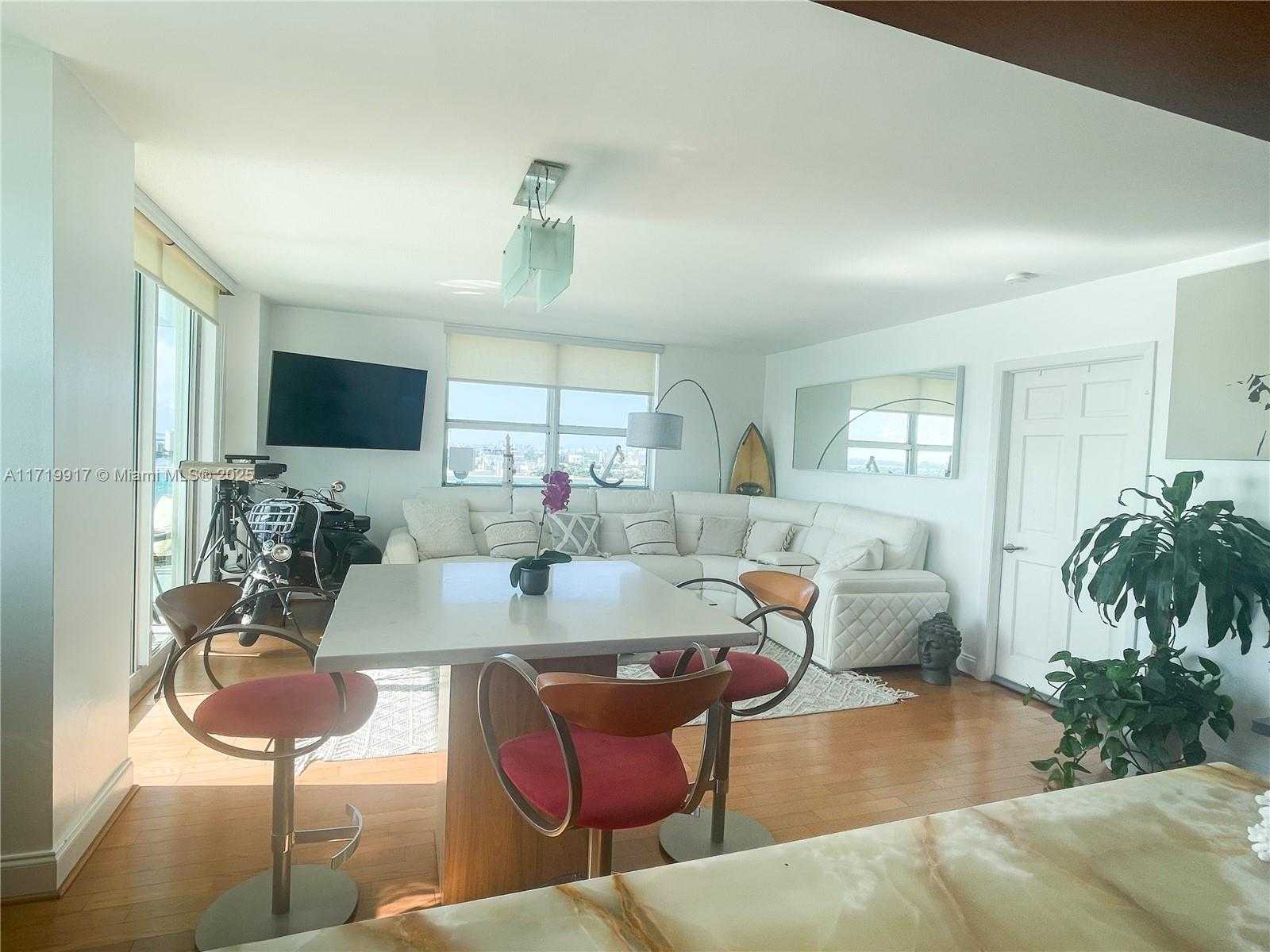 Small Image of 650 WEST AVE #1811, Miami Beach Number 20