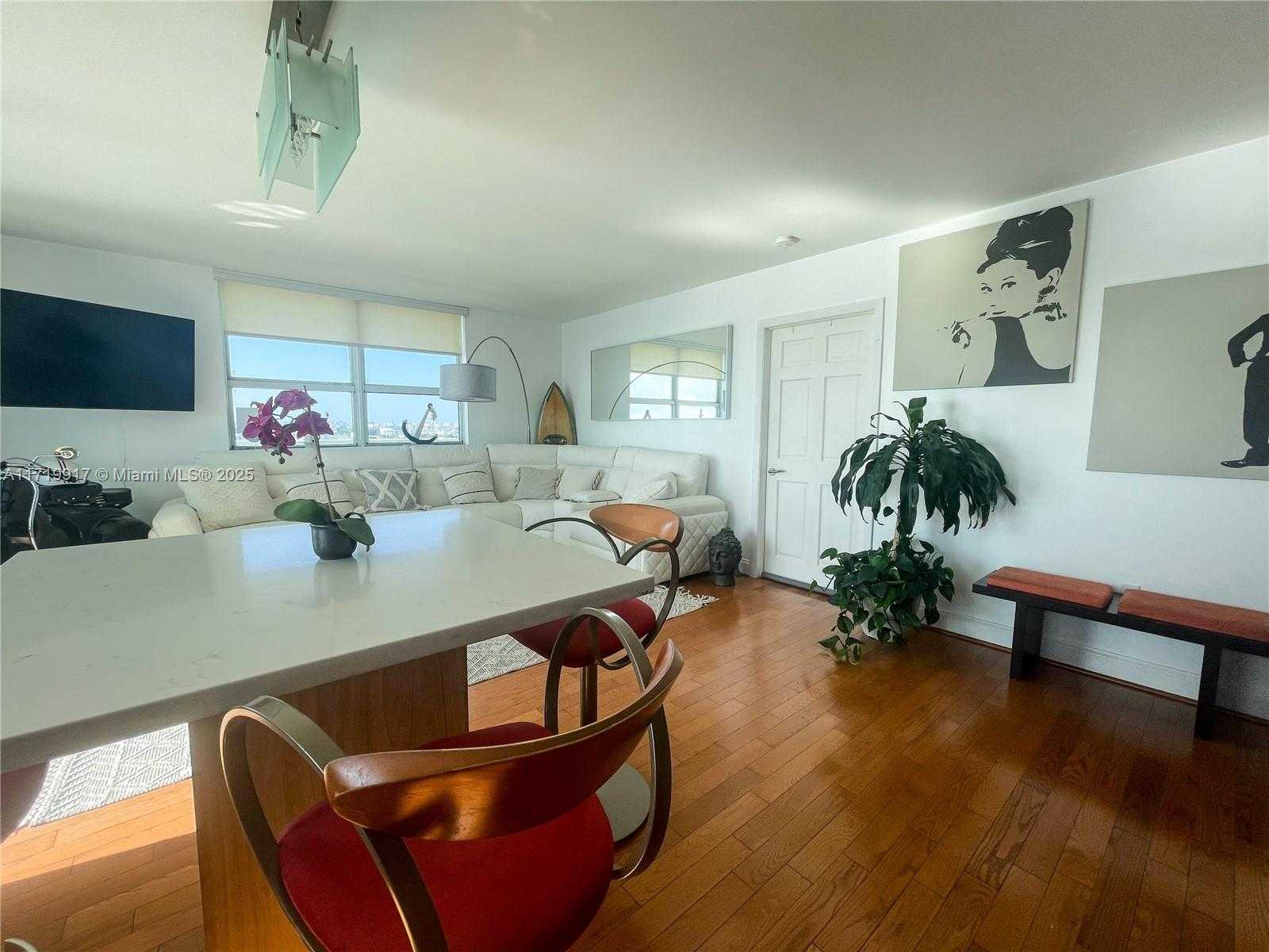 Small Image of 650 WEST AVE #1811, Miami Beach Number 21