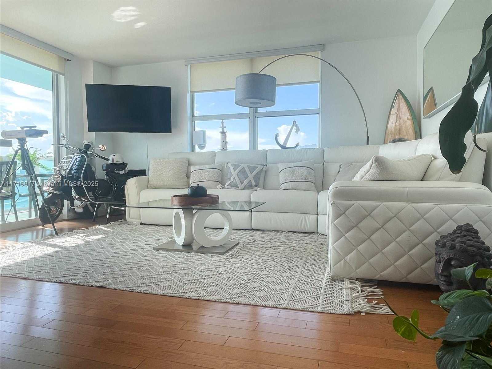 Small Image of 650 WEST AVE #1811, Miami Beach Number 23