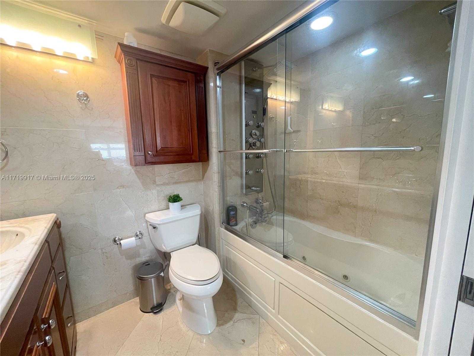 Small Image of 650 WEST AVE #1811, Miami Beach Number 42