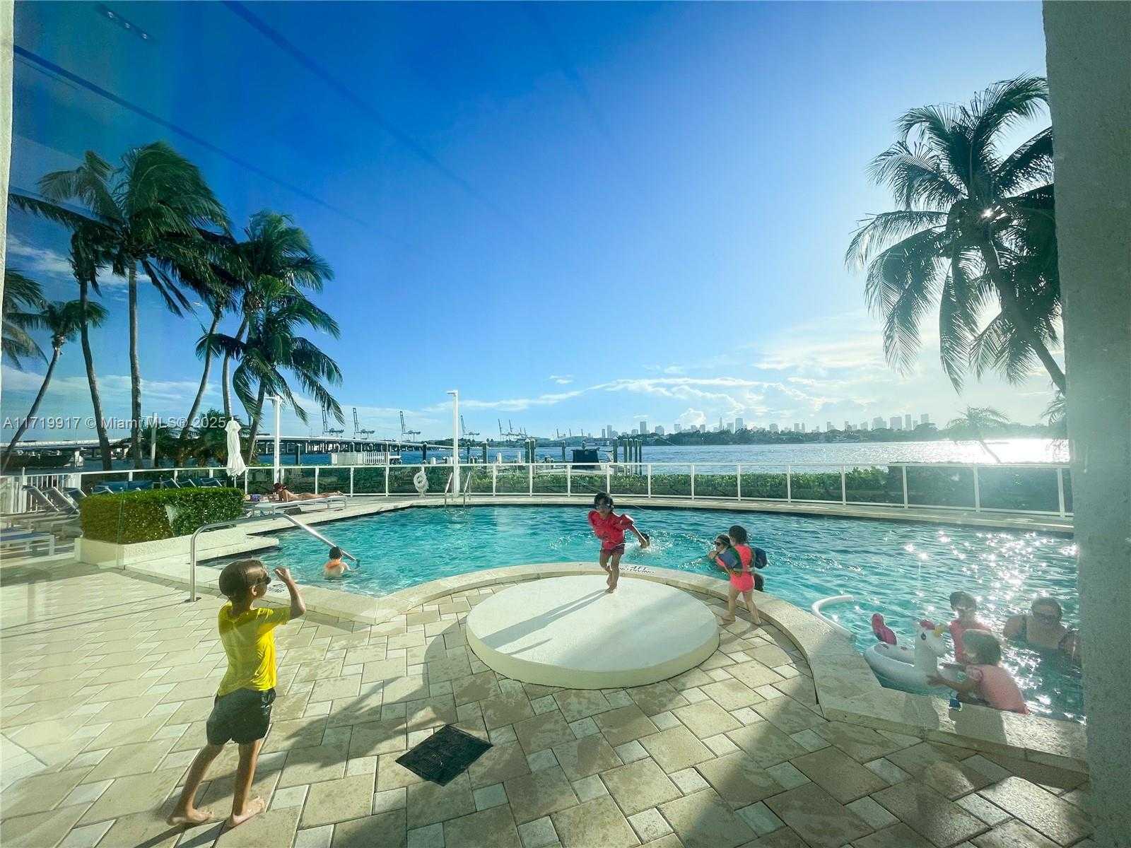 Small Image of 650 WEST AVE #1811, Miami Beach Number 54