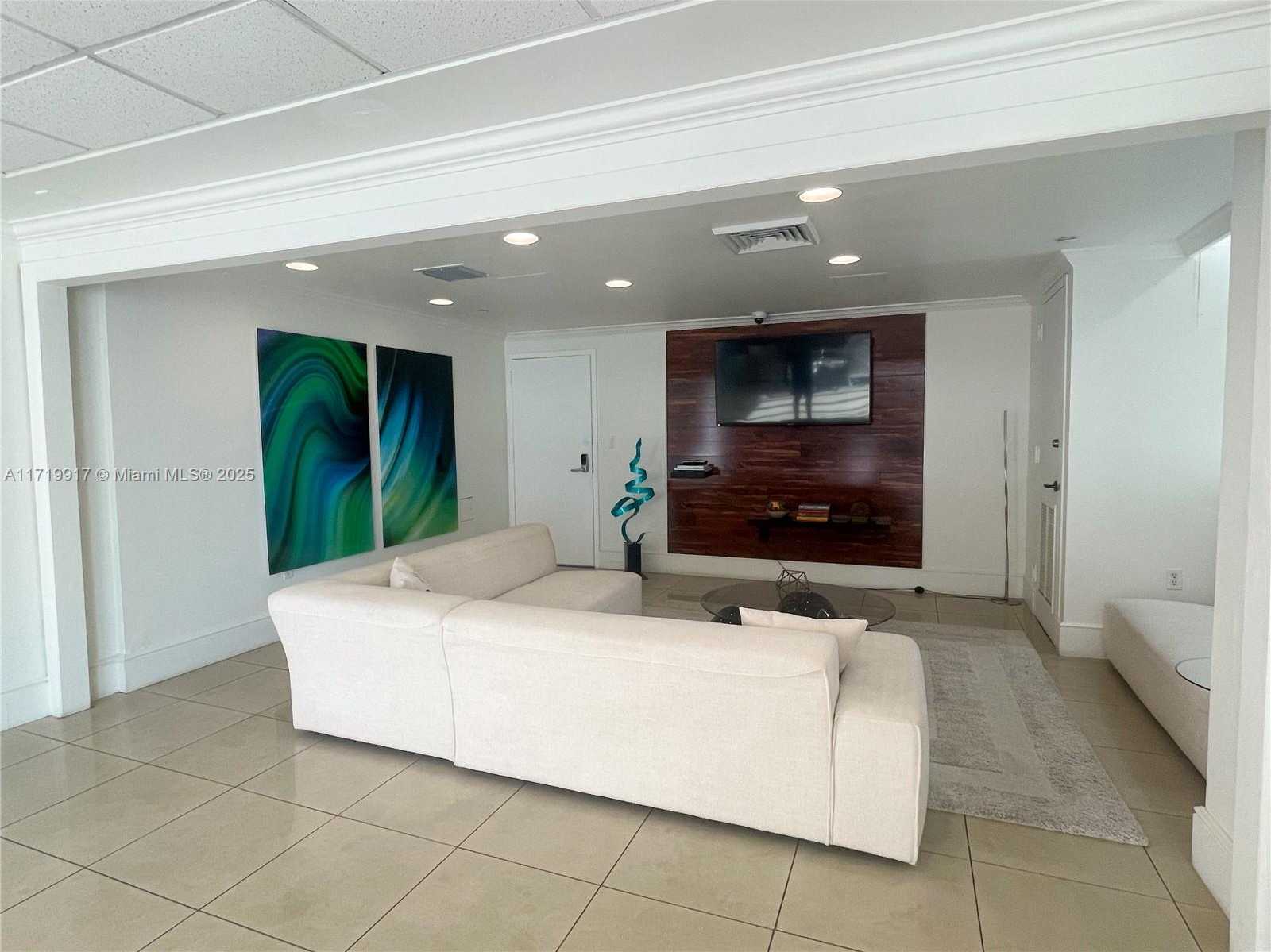 Small Image of 650 WEST AVE #1811, Miami Beach Number 56