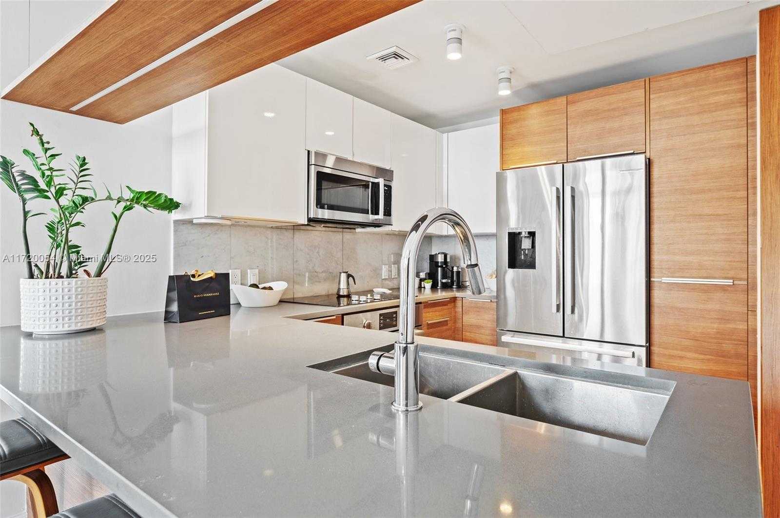 Small Image of 601 NORTH EAST 27TH ST #1402, Miami Number 16