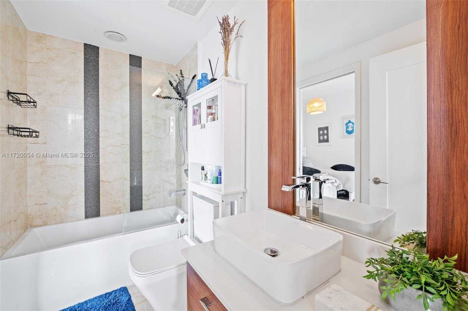 Small Image of 601 NORTH EAST 27TH ST #1402, Miami Number 21
