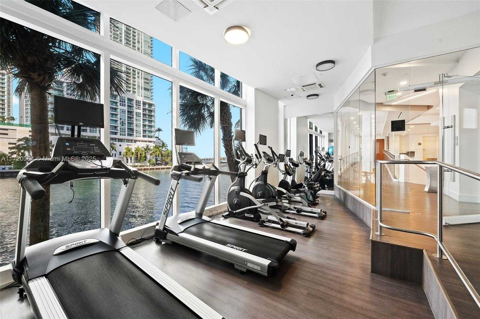 Small Image of 601 NORTH EAST 27TH ST #1402, Miami Number 33