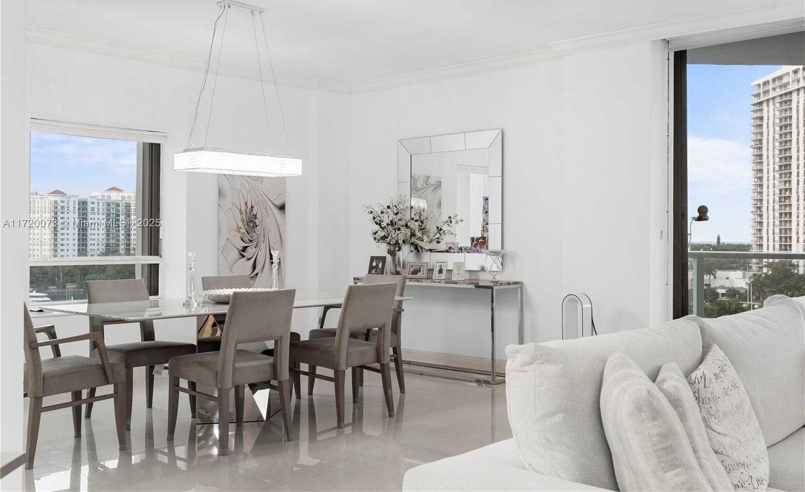 Small Image of 19500 TURNBERRY WAY #7A, Aventura Number 11