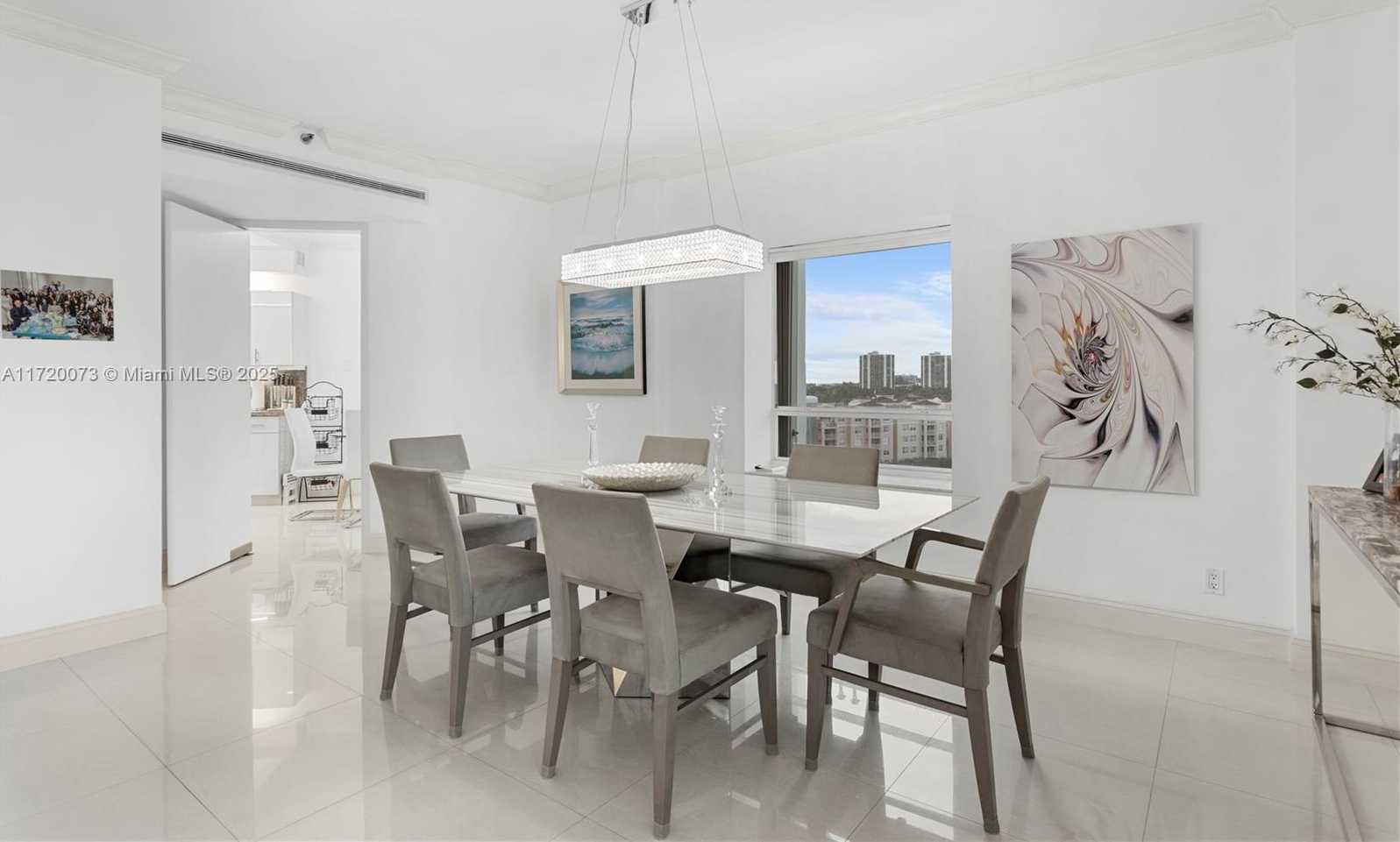 Small Image of 19500 TURNBERRY WAY #7A, Aventura Number 12