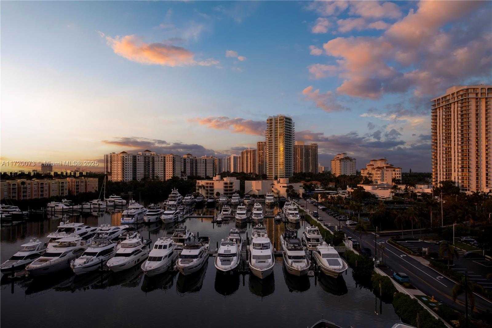 Small Image of 19500 TURNBERRY WAY #7A, Aventura Number 8