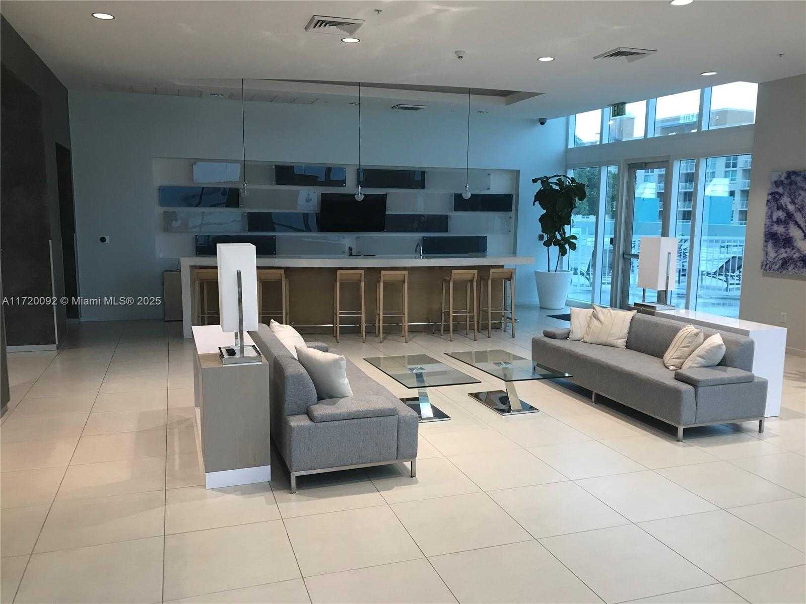 Small Image of 1900 NORTH BAYSHORE DR #3617, Miami Number 19