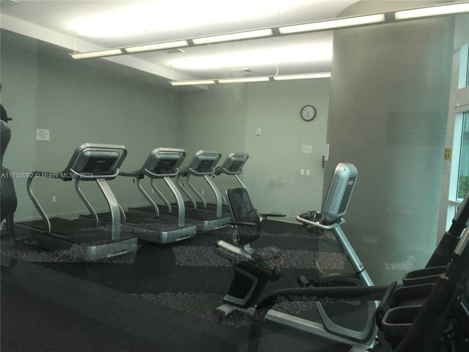 Small Image of 1900 NORTH BAYSHORE DR #3617, Miami Number 28