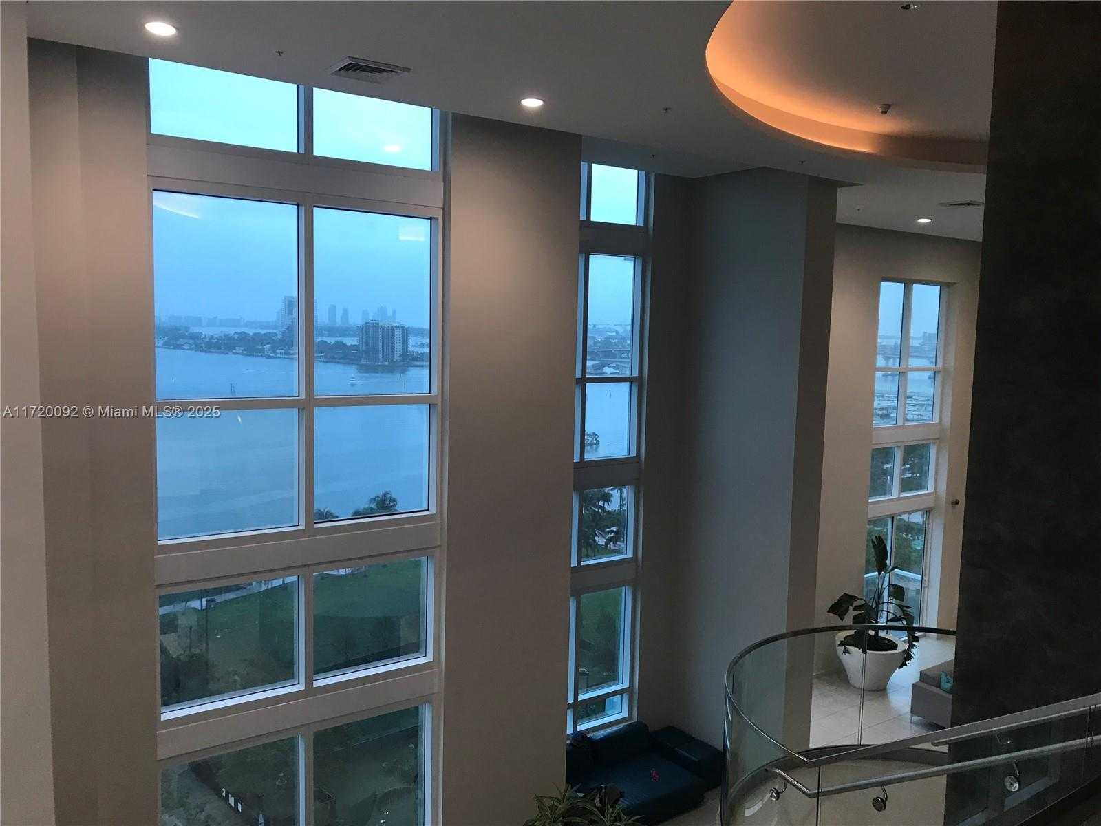 Small Image of 1900 NORTH BAYSHORE DR #3617, Miami Number 30