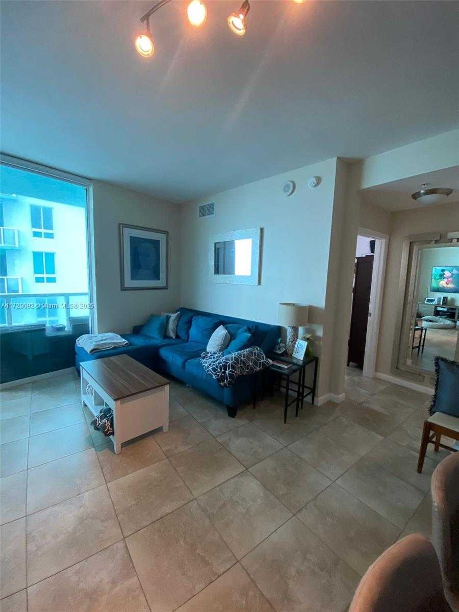 Small Image of 1900 NORTH BAYSHORE DR #3617, Miami Number 8