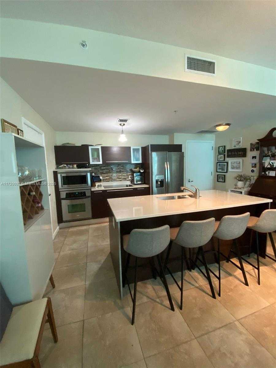 Small Image of 1900 NORTH BAYSHORE DR #3617, Miami Number 9