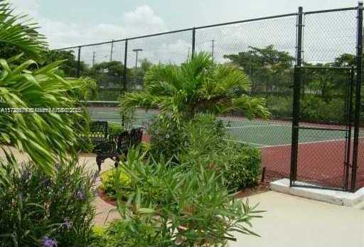 Small Image of 7630 WESTWOOD DR #305, Tamarac Number 11