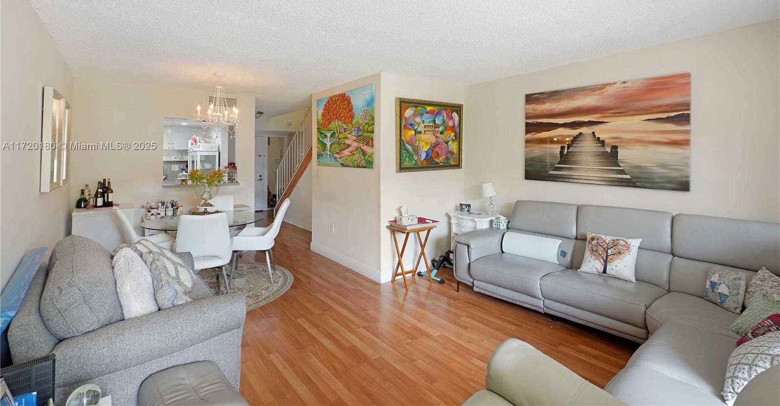 Small Image of 9365 FONTAINEBLEAU BLVD #E207, Miami Number 19
