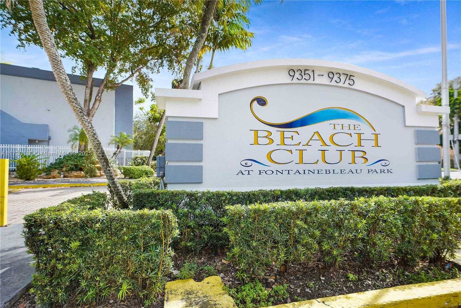 Small Image of 9365 FONTAINEBLEAU BLVD #E207, Miami Number 49