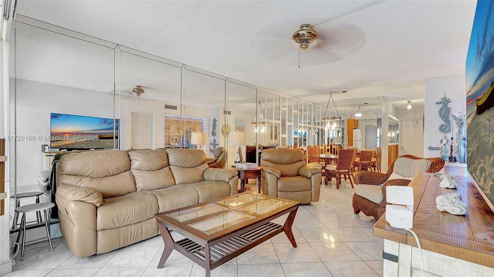 Small Image of 450 PARADISE ISLE BLVD #101, Hallandale Beach Number 12