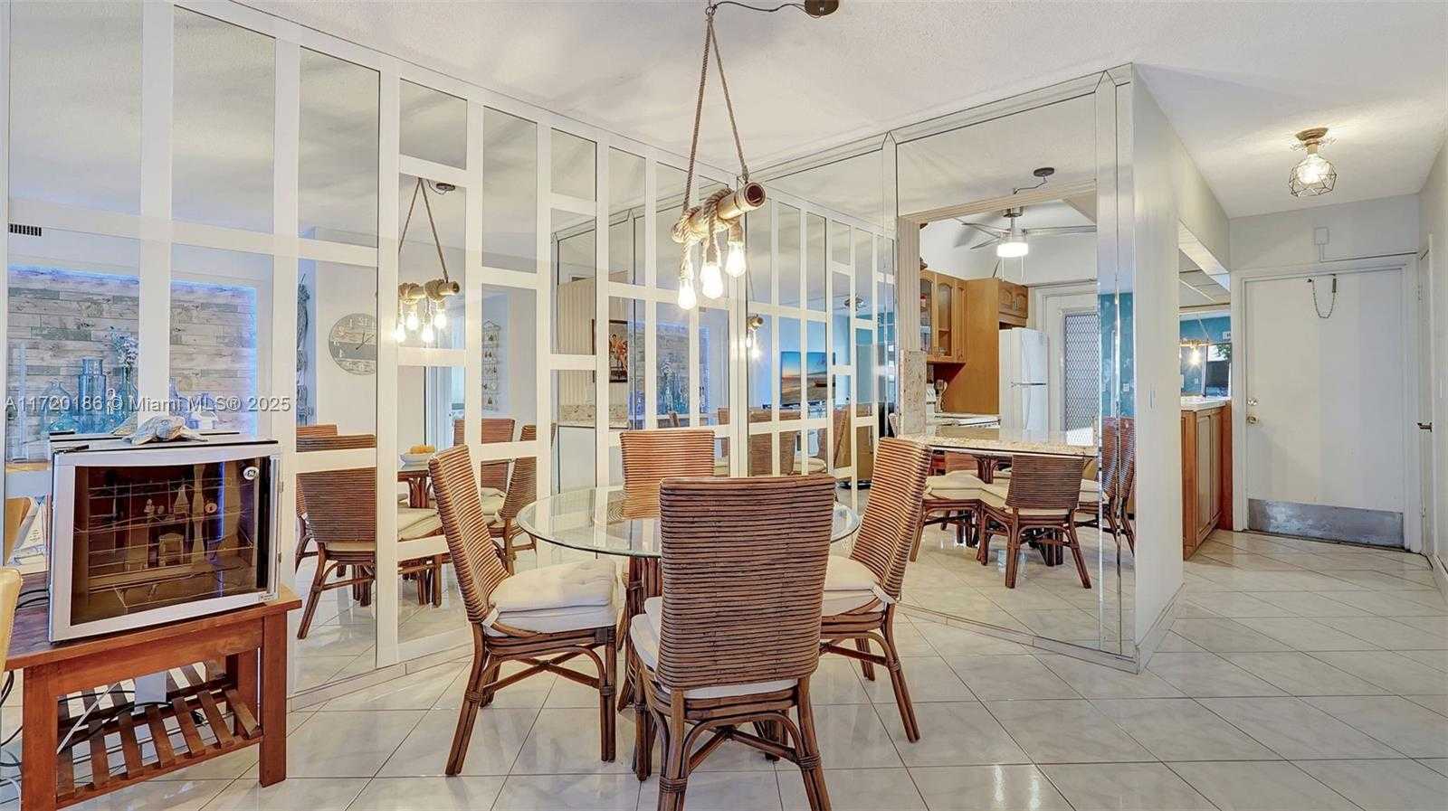 Small Image of 450 PARADISE ISLE BLVD #101, Hallandale Beach Number 13