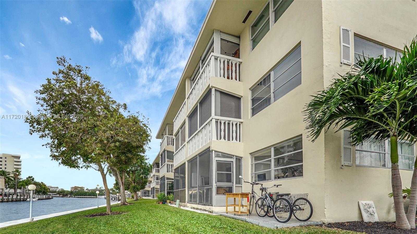 Small Image of 450 PARADISE ISLE BLVD #101, Hallandale Beach Number 20