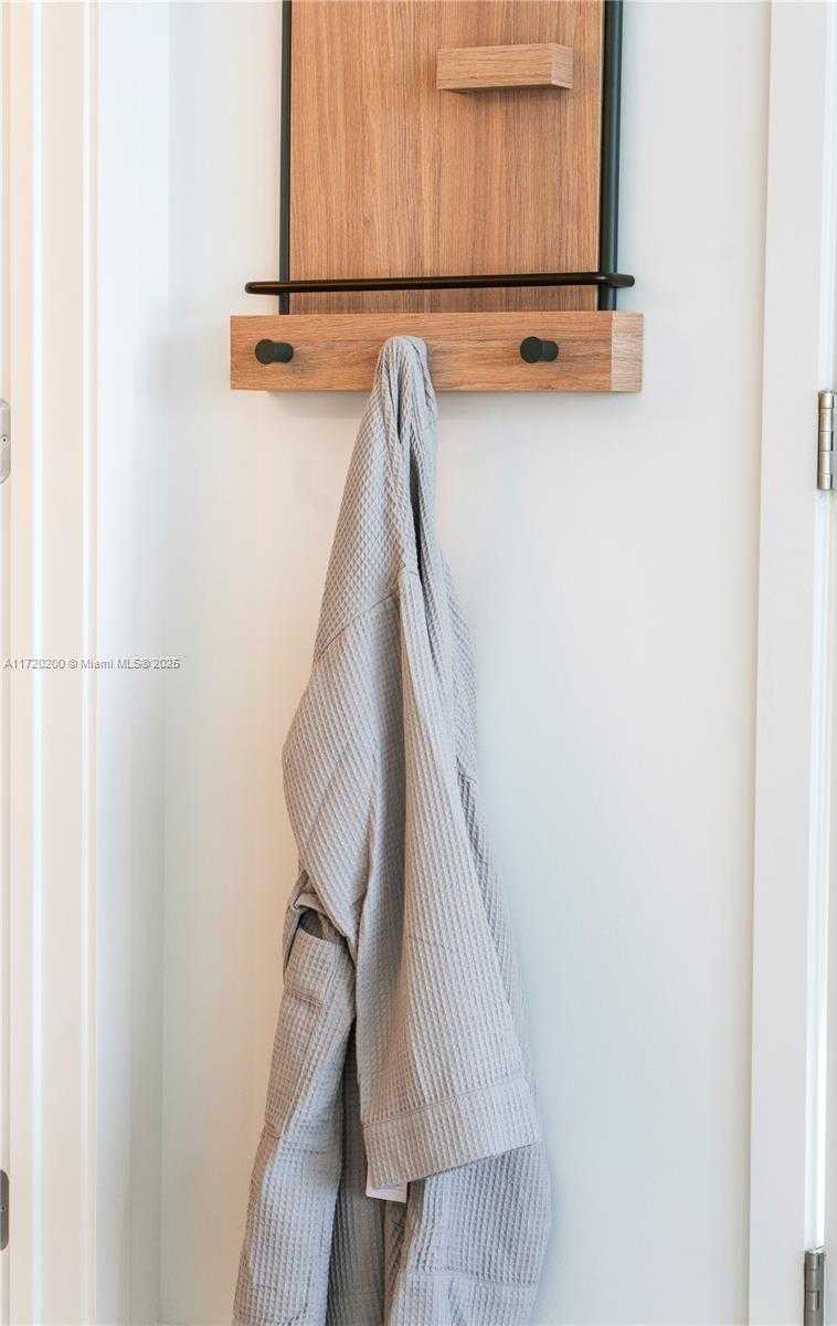 Small Image of 601 NE 1 AVE #3604, Miami Number 21