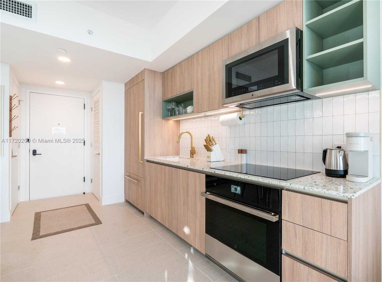 Small Image of 601 NE 1 AVE #3604, Miami Number 24