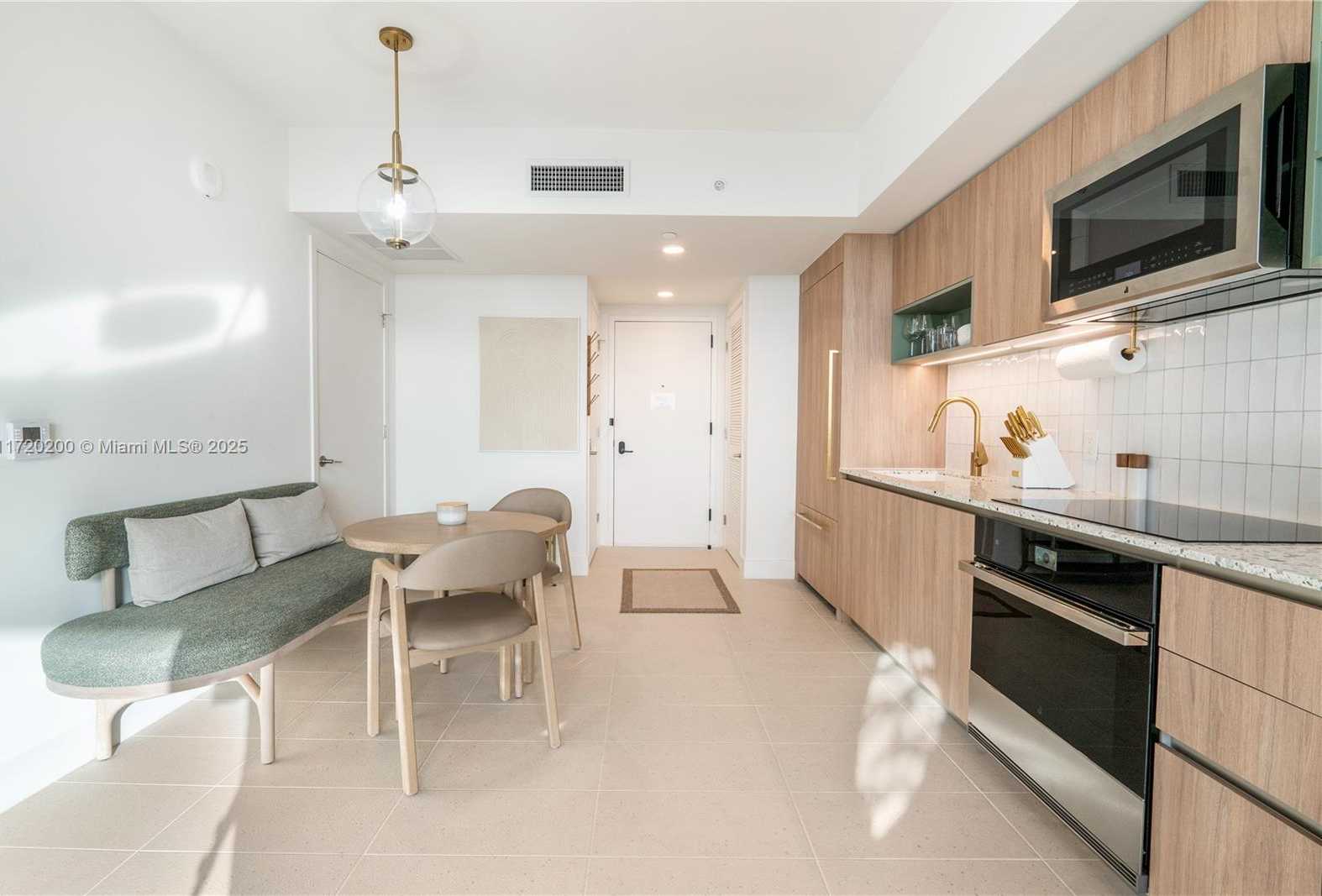 Small Image of 601 NE 1 AVE #3604, Miami Number 25