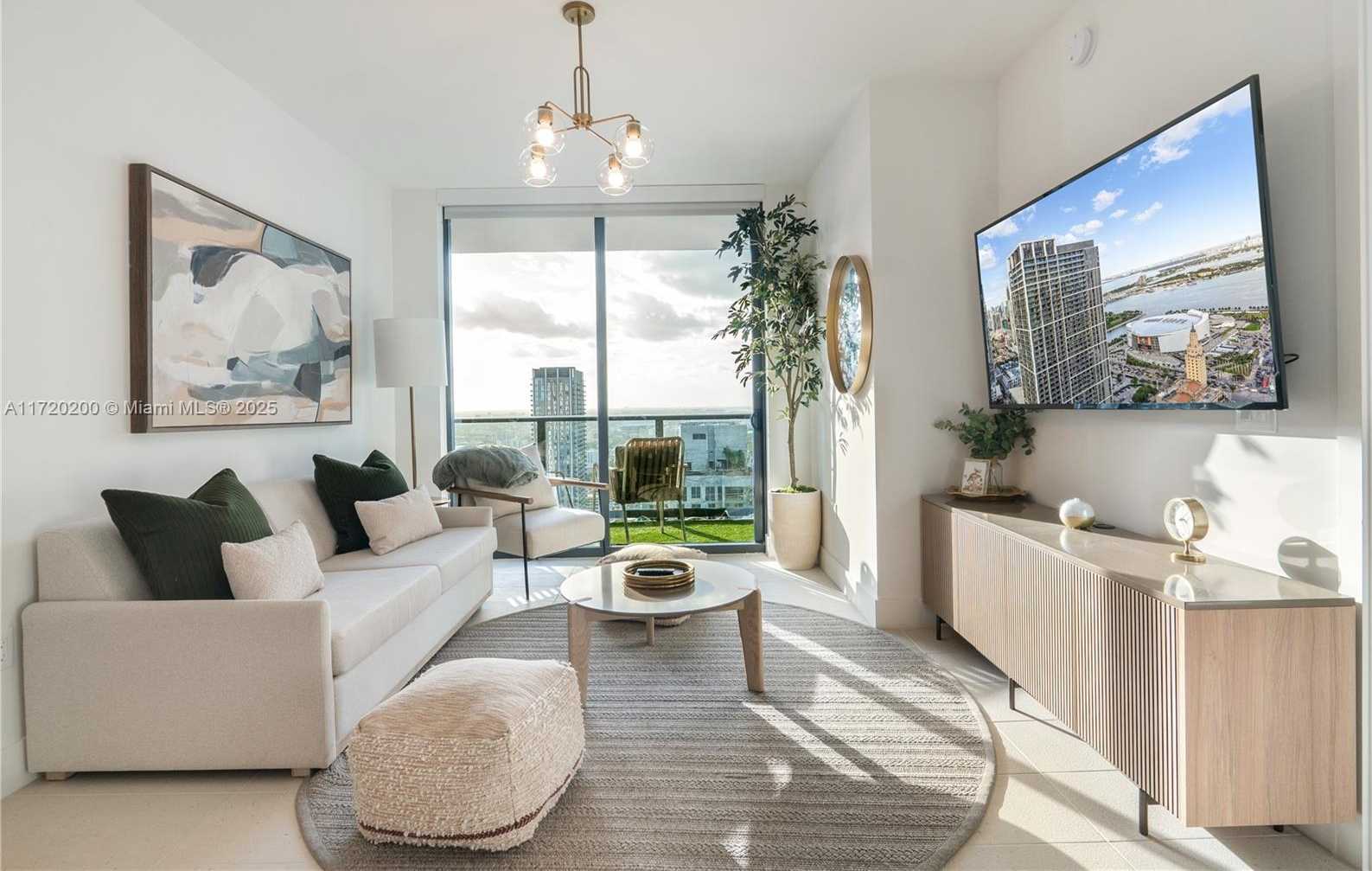 Small Image of 601 NE 1 AVE #3604, Miami Number 28