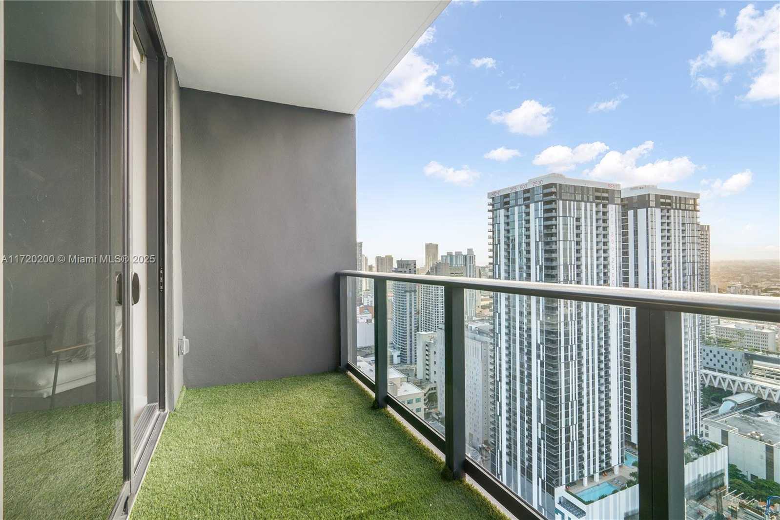Small Image of 601 NE 1 AVE #3604, Miami Number 4