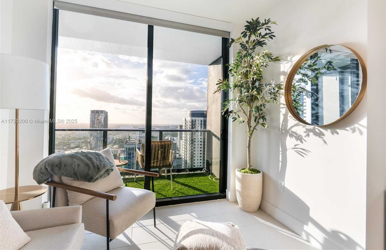 Small Image of 601 NE 1 AVE #3604, Miami Number 46