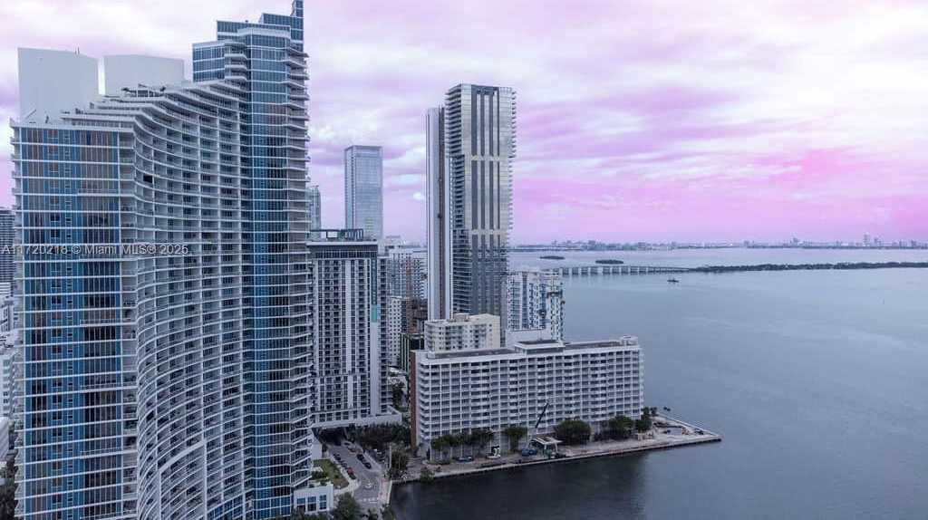 Small Image of 1900 NORTH BAYSHORE DR #2018, Miami Number 26
