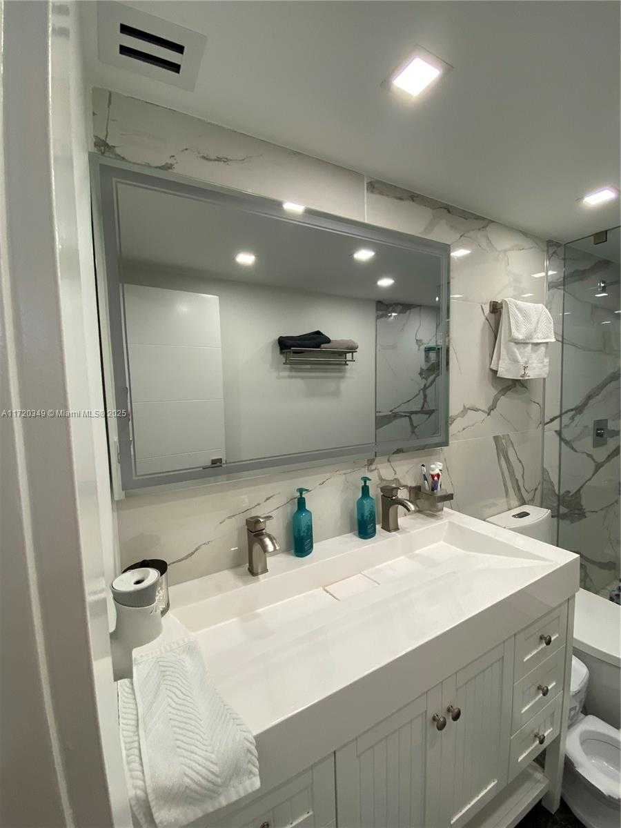 Small Image of 19380 COLLINS AVE #326, Sunny Isles Beach Number 19