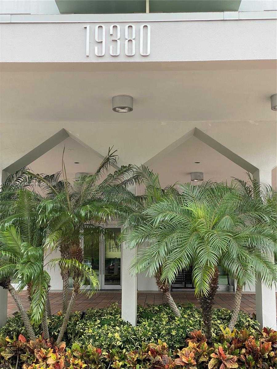 Small Image of 19380 COLLINS AVE #326, Sunny Isles Beach Number 3